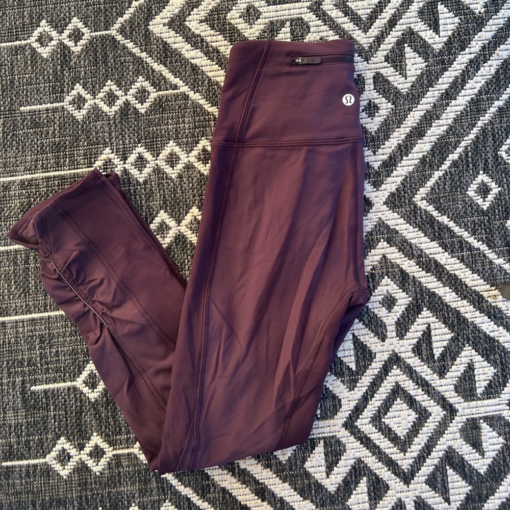 Lululemon cropped purple leggings